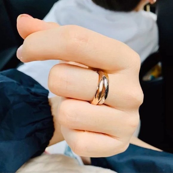 Stunning Homage " Trinity Love Ring " 18k Yellow, White and Rose Gold - Picture 4 of 8